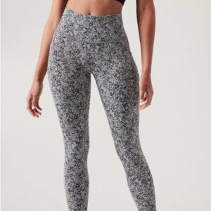 ATHLETA | Leggings 7/8 with side pockets